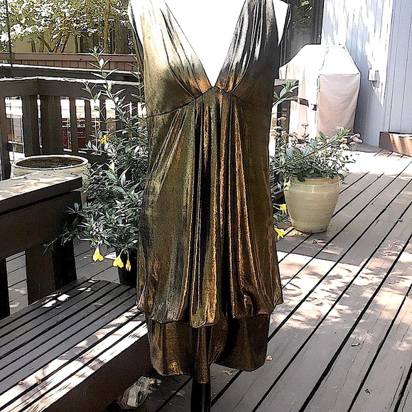 ⚜️ ABS -Allen Schwartz. SEXY HOT Gold lamé DRAPED & simply STUNNING !⚜️ - Picture 11 of 15